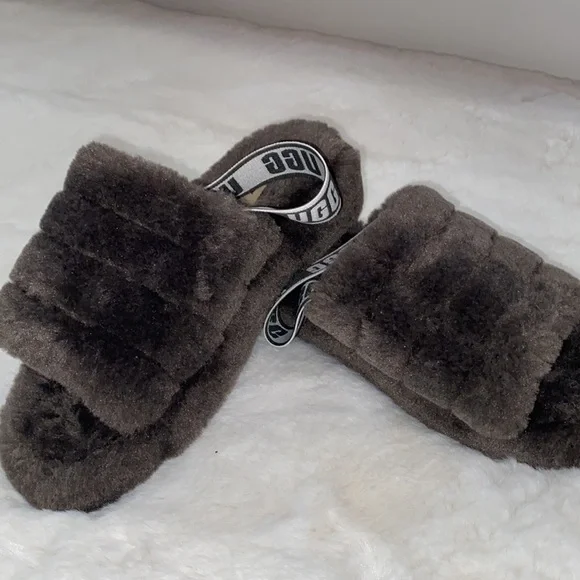 Gray Ugg Slippers, Sz 8 - Picture 2 of 4